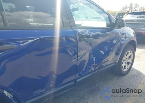 2013 Ford Edge Se z USA, uszkodzony, nr VIN 2FMDK4GC4DBA17953